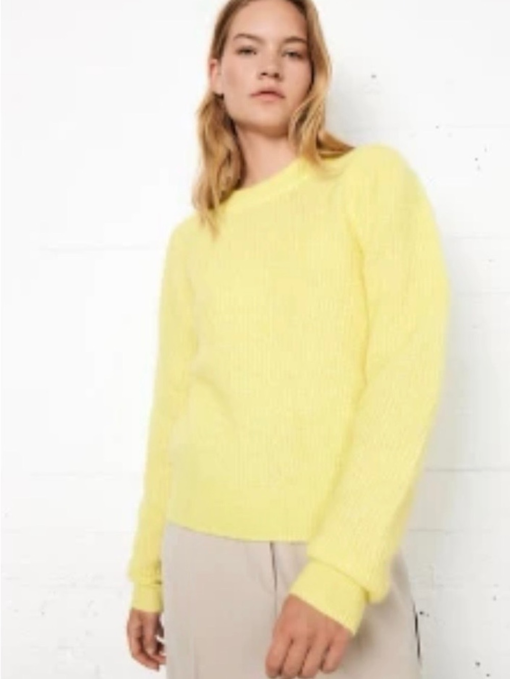Second Female Brook Knit Loose Oneck Sweater Yellow Mohair Wool Sz 38 M
